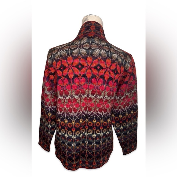 Intiwara Alpaca Sweater - Picture 3 of 6